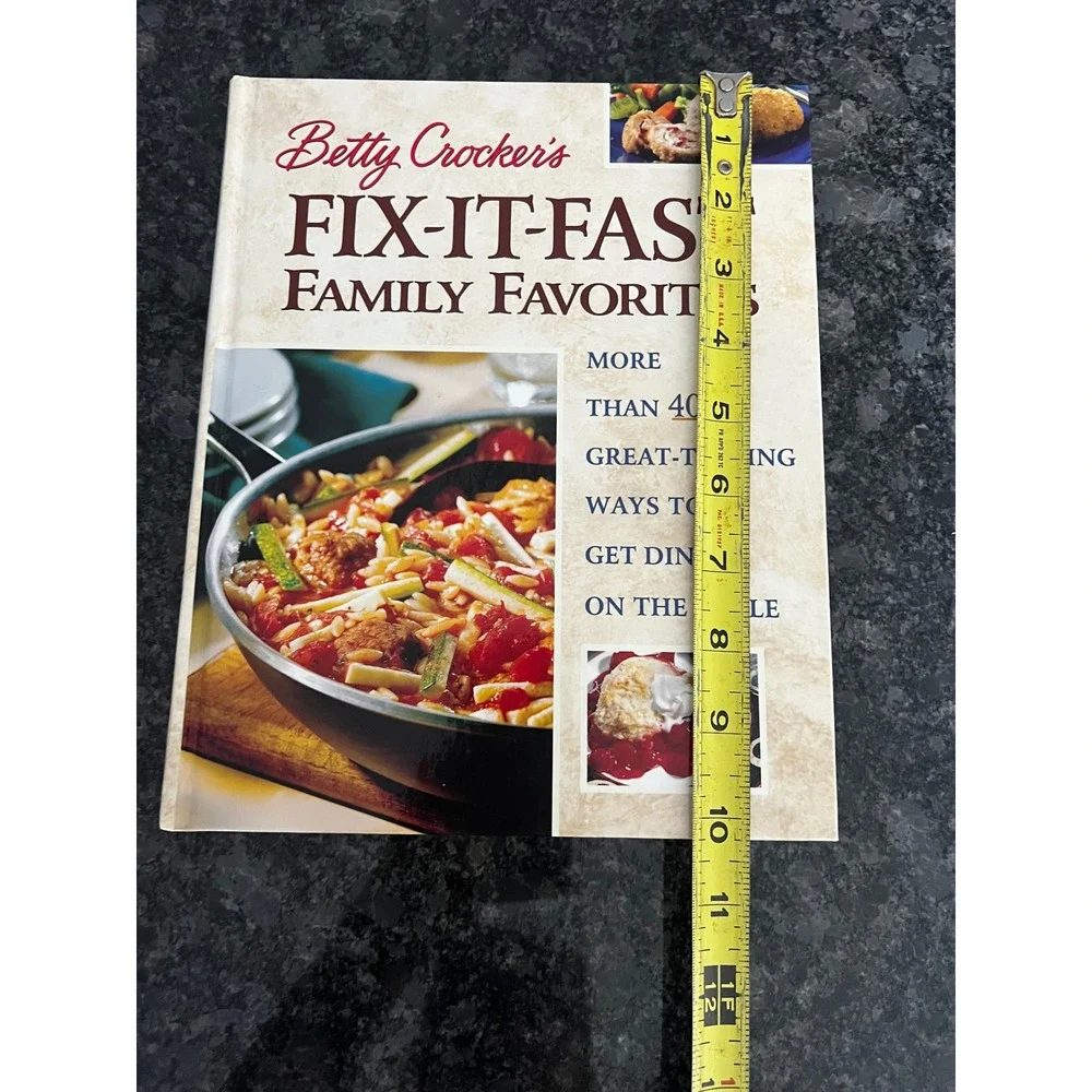 VTG Betty Crocker Fix-It-Fast Family Favorites‎ Cookbook Over 400 Great Recipes